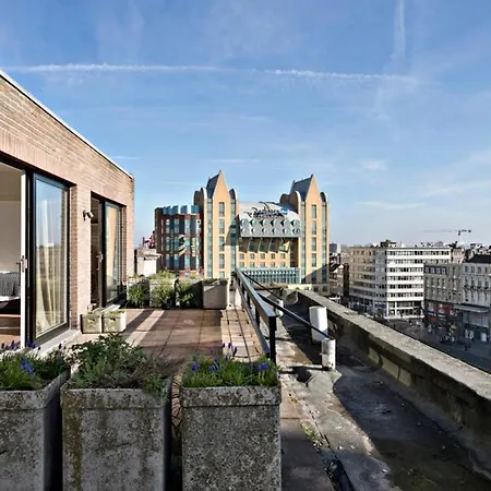 Penthouse, Rooftop Terrace, Free Netflix, Wifi And Airco Apartamento Antuérpia
