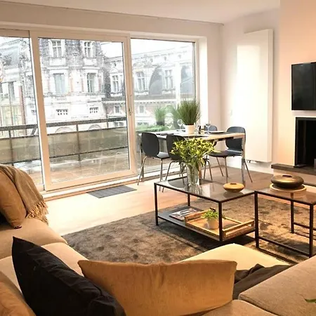 Apartamento Penthouse, Rooftop Terrace, Free Netflix, Wifi And Airco Antuérpia