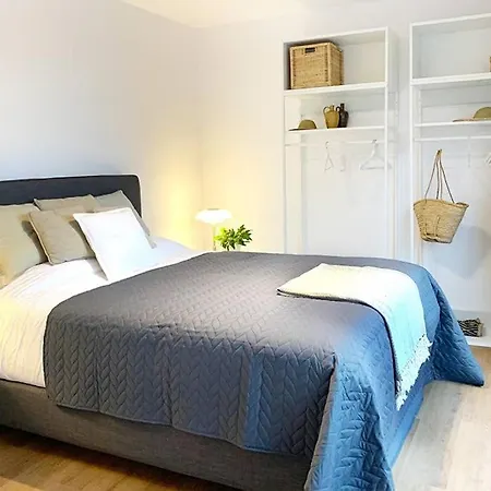 Penthouse, Rooftop Terrace, Free Netflix, Wifi And Airco Anversa